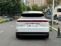 2025 Li Auto i6 4WD Standard, белый — фото 5