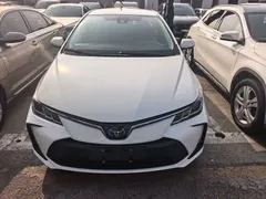 2021 Toyota Corolla Hybrid 1.8L E-CVT Pioneer, белый — фото 2