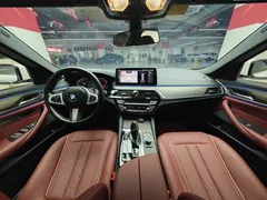 2022 BMW 5 Series 530Li M Sport Package, белый — фото 5