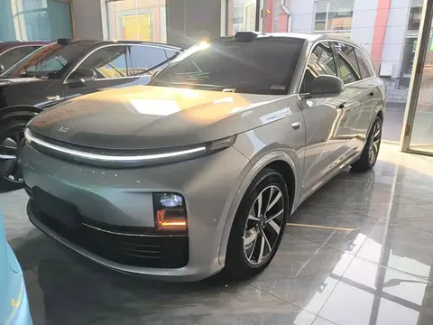 2023 Li Auto L7