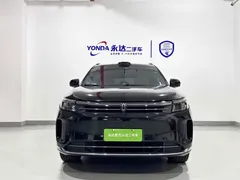 2024 Aito M7 1.5T Smart Driving 4WD Ultra 5-seat, чёрный — фото 2