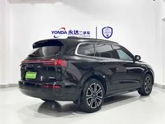 2024 Aito M7 1.5T Smart Driving 4WD Ultra 5-seat, чёрный — фото 5
