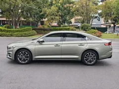 2023 Geely Preface 1.5TD, зелёный — фото 11