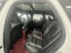 2021 Volvo XC60 T8 PHEV Sport, белый — фото 5