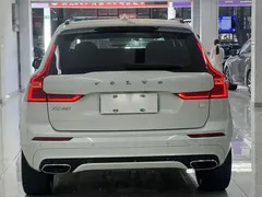 2021 Volvo XC60 T8 PHEV Sport, белый — фото 9