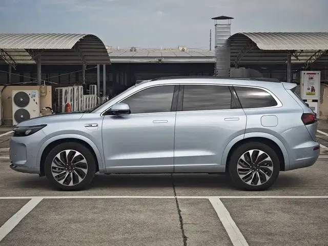 2024 Aito M7 1.5T 4WD Max 6-seat