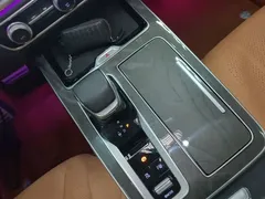 2023 Hongqi HS5 2.0T 4WD Pro — фото 14