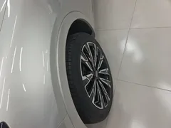 2023 Hongqi HS5 2.0T 4WD Pro — фото 23