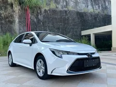 2022 Toyota Levin 185T CVT Luxury, белый — фото 3