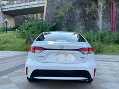 2022 Toyota Levin 185T CVT Luxury, белый — фото 7