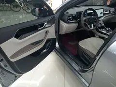 2023 BYD Qin PLUS Champion DM-i PHEV 120km — фото 16