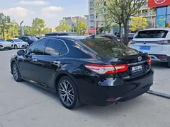 2021 Toyota Camry Hybrid 2.5HG Luxury, чёрный — фото 8