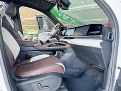 2021 Geely Monjaro 2.0TD High Power AT 4WD Premium, белый — фото 15