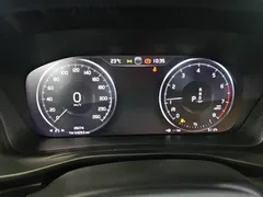 2021 Volvo XC40 4WD Fashion, белый — фото 12