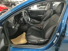 2022 Hyundai Elantra 1.5L CVT GLX Elite, синий — фото 15