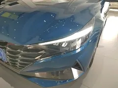 2022 Hyundai Elantra 1.5L CVT GLX Elite, синий — фото 24