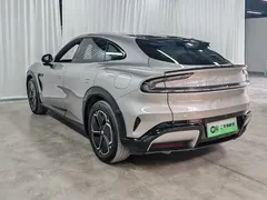 2025 Xiaomi YU7 RWD Long Range — фото 4