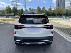 2020 Kia Seltos 1.5L CVT Trend, белый — фото 7