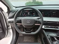 2023 Changan Eado PLUS 1.4T GDI DCT Premium, белый — фото 11