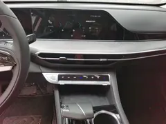 2023 Changan Eado PLUS 1.4T GDI DCT Premium, белый — фото 13