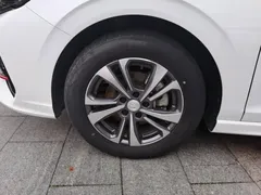 2023 Changan Eado PLUS 1.4T GDI DCT Premium, белый — фото 23