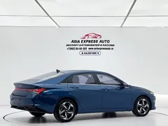2022 Hyundai Elantra 1.5L CVT LUX Premium, синий — фото 6