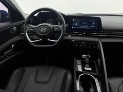 2022 Hyundai Elantra 1.5L CVT LUX Premium, синий — фото 19