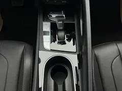 2022 Hyundai Elantra 1.5L CVT LUX Premium, синий — фото 22