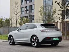 2022 Aito M5 EREV RWD Standard — фото 3