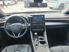 2022 Toyota Avalon 2.0L, чёрный — фото 6