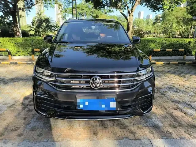 2023 Volkswagen Tiguan L 330TSI AT 2WD R-Line