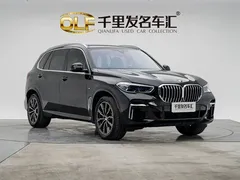 2022 BMW X5 30Li Premium M Sport Package, чёрный — фото 4