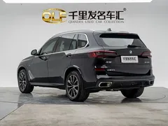 2022 BMW X5 30Li Premium M Sport Package, чёрный — фото 8