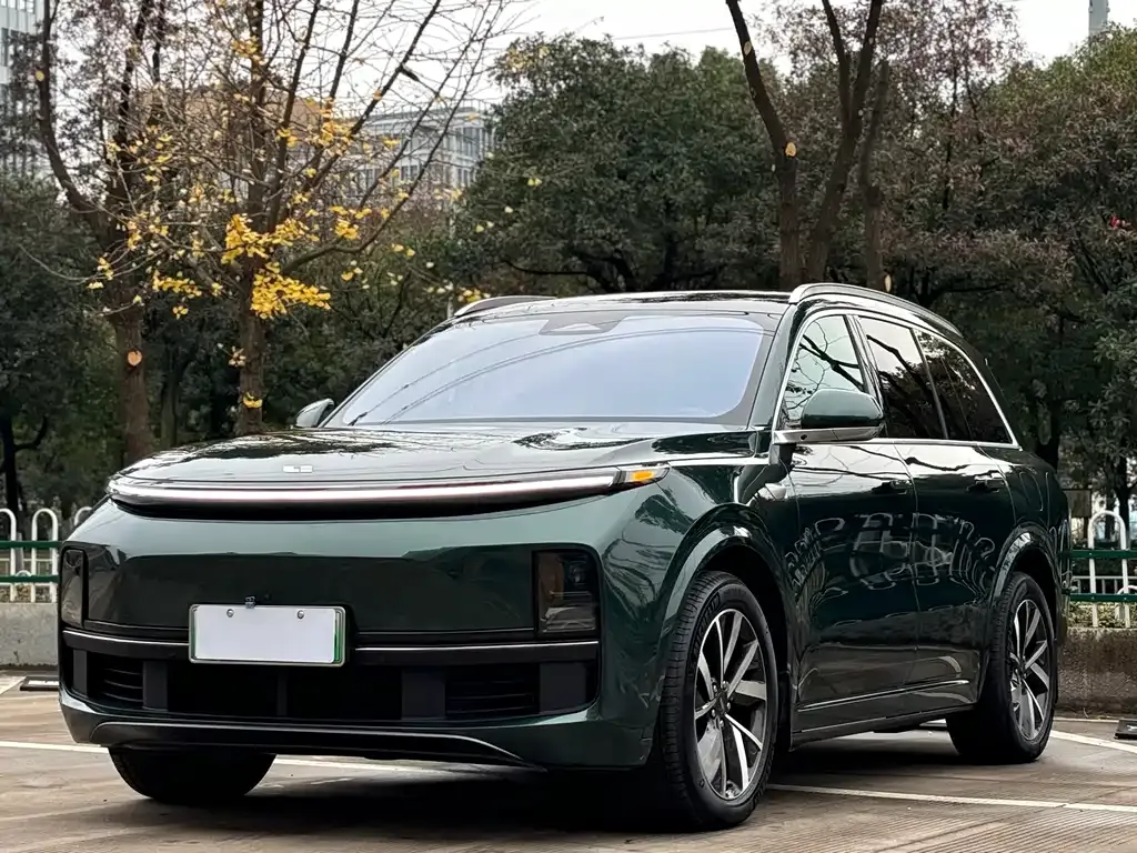 2023 Li Auto L8