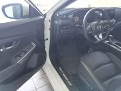 2021 Nissan Sylphy 1.6L XL CVT, белый — фото 12