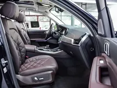 2022 BMW X5 30Li Premium M Sport Package, чёрный — фото 8