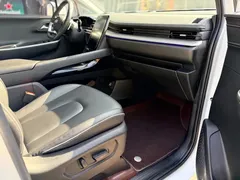 2021 Hyundai Custo 380TGDi LUX Premium, белый — фото 12
