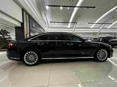 2023 Audi A8L 45 TFSI quattro Luxury, чёрный — фото 3