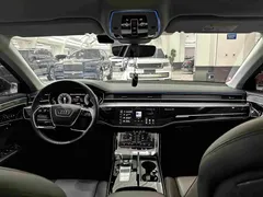 2023 Audi A8L 45 TFSI quattro Luxury, чёрный — фото 24