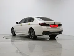 2022 BMW 5 Series 530Li Leading M Sport Package, белый — фото 6