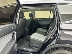 2022 Volkswagen Tiguan L 430PHEV Flagship, чёрный — фото 19