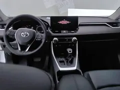 2023 Toyota RAV4 2.0L CVT 2WD Fashion Plus, белый — фото 12