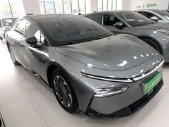 2024 Xpeng P7+ Long Range Max — фото 4