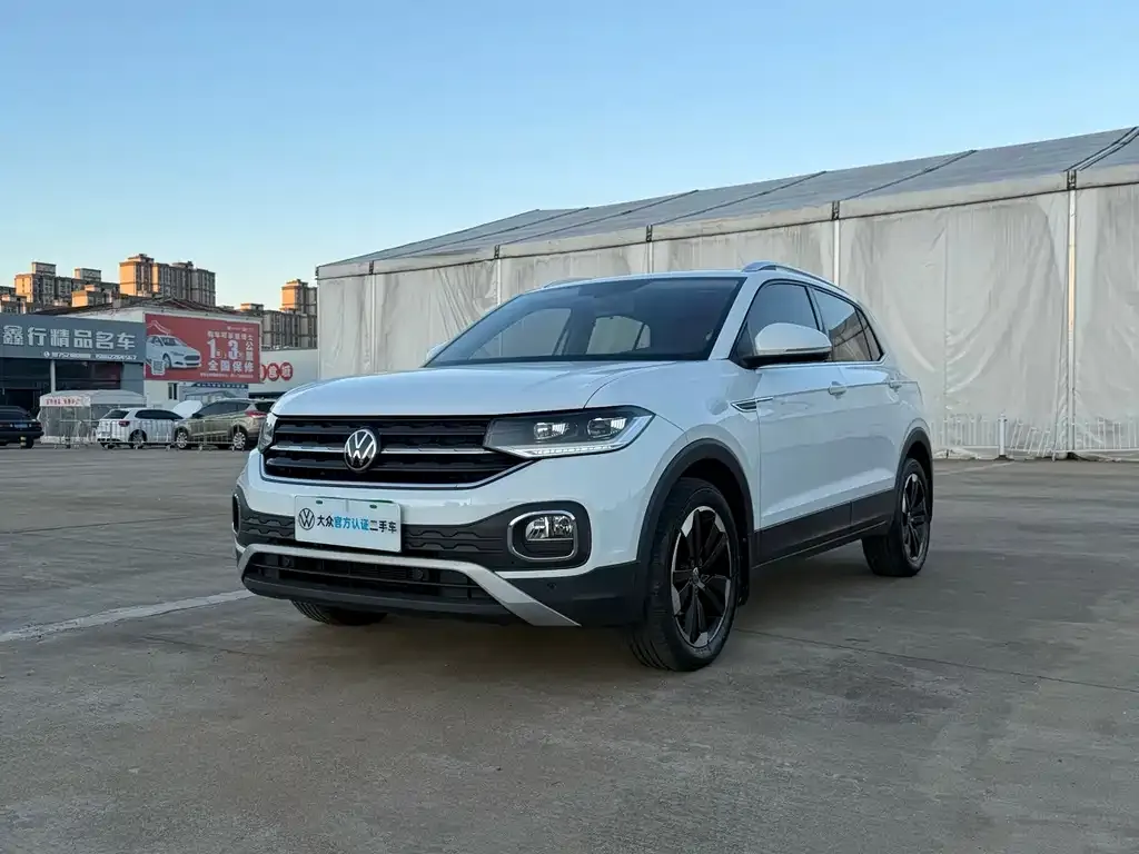 2021 Volkswagen Tacqua 1.5L AT