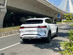 2024 BYD Song PLUS EV 520km Luxury Honor Edition, белый — фото 6