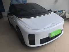 2025 Li Auto i6 2WD Standard, белый — фото 4