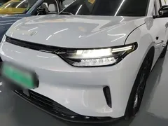 2023 Leapmotor C11 EV 500 Comfort — фото 2
