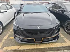 2022 Changan UNI-V 1.5T Sport, чёрный — фото 1