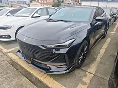 2022 Changan UNI-V 1.5T Sport, чёрный — фото 2