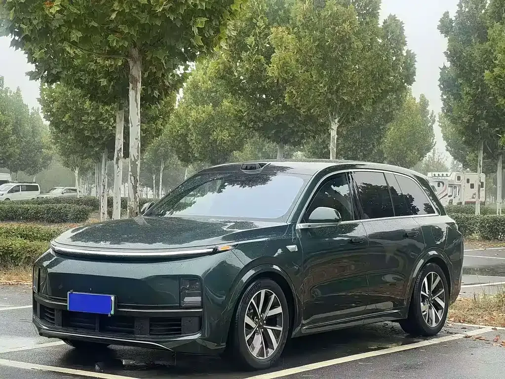 2023 Li Auto L8